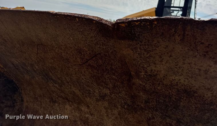 image for item DO2319 2009 Caterpillar 286-0049 track loader four-in-on bucket