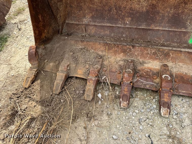 image for item DO2319 2009 Caterpillar 286-0049 track loader four-in-on bucket