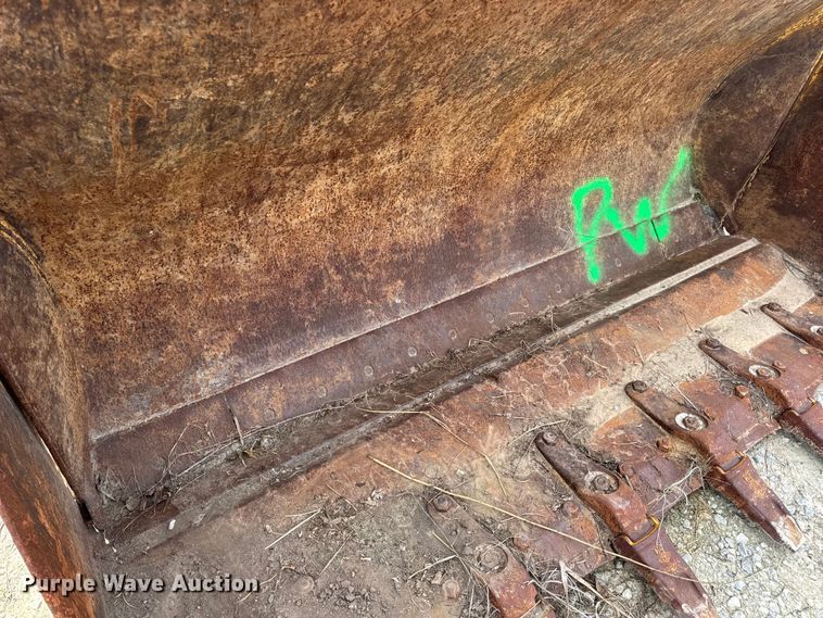 image for item DO2319 2009 Caterpillar 286-0049 track loader four-in-on bucket