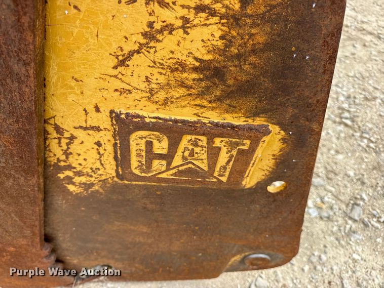 image for item DO2319 2009 Caterpillar 286-0049 track loader four-in-on bucket