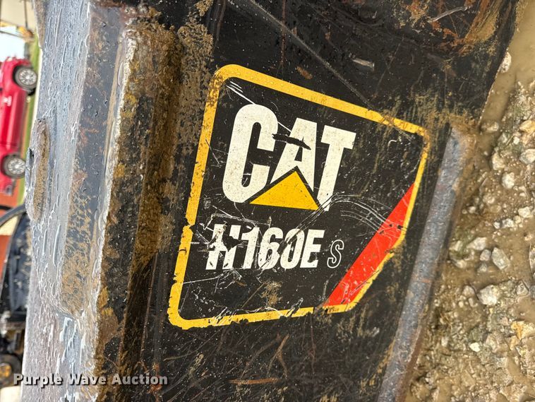 image for item DO2330 2017 Caterpillar H160E S breaker