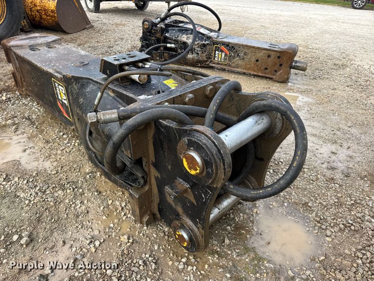 image for item DO2330 2017 Caterpillar H160E S breaker