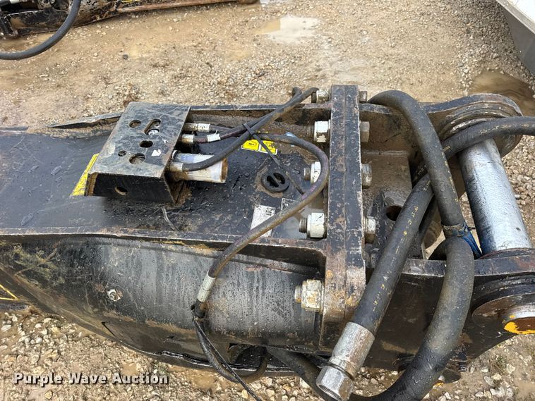 image for item DO2330 2017 Caterpillar H160E S breaker