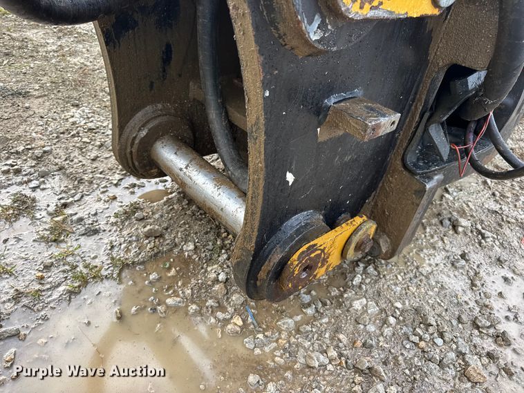 image for item DO2330 2017 Caterpillar H160E S breaker