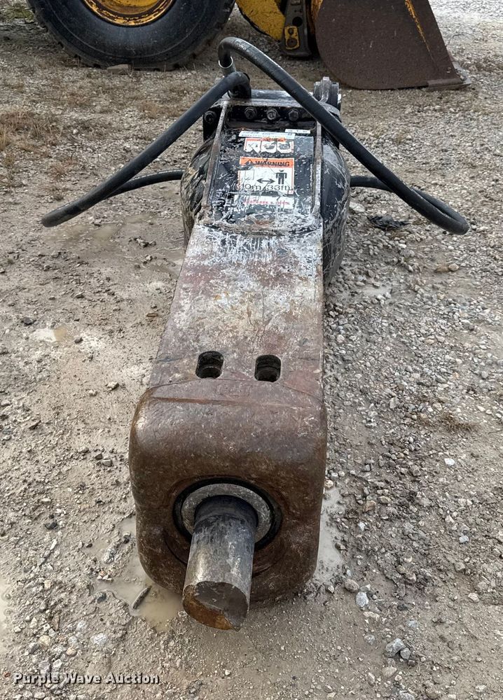 image for item DO2331 Caterpillar H130ES breaker