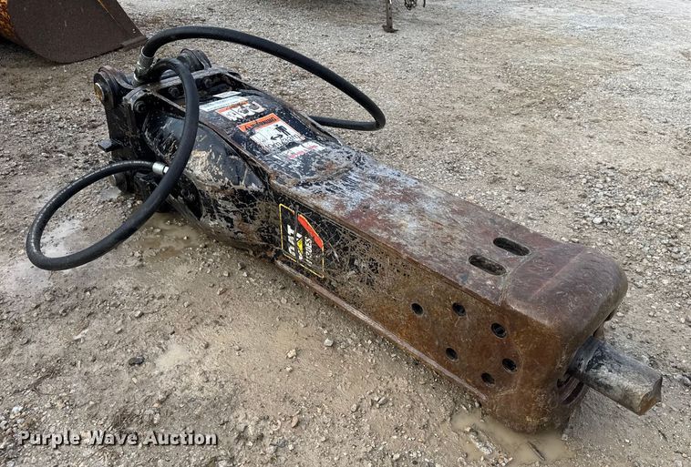 image for item DO2331 Caterpillar H130ES breaker