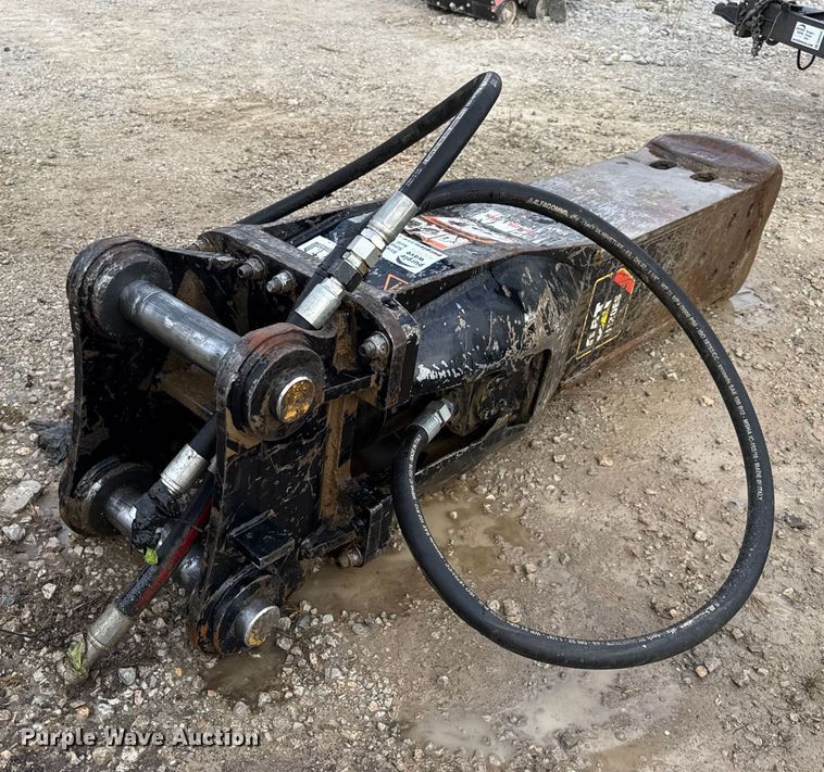 image for item DO2331 Caterpillar H130ES breaker