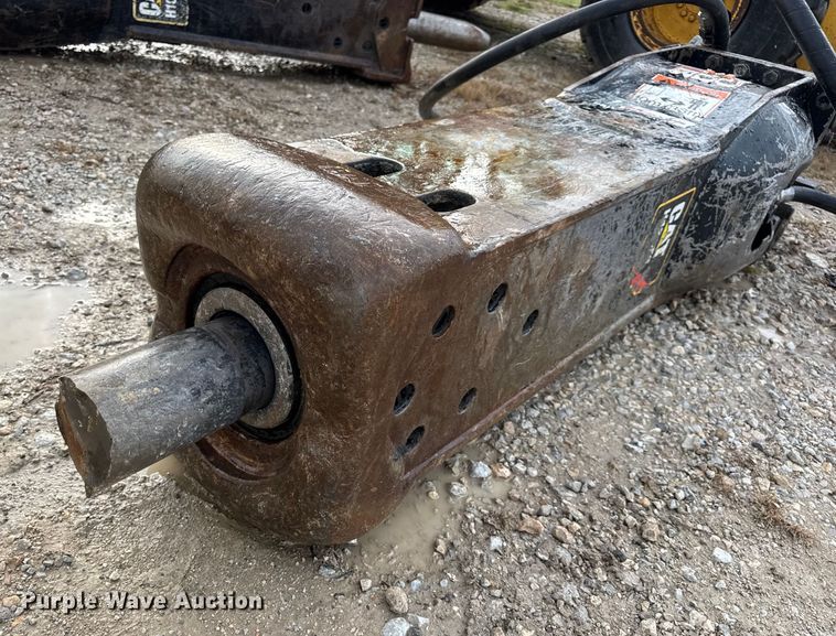 image for item DO2331 Caterpillar H130ES breaker