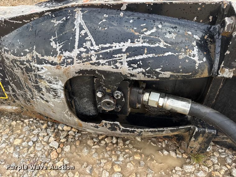 image for item DO2331 Caterpillar H130ES breaker