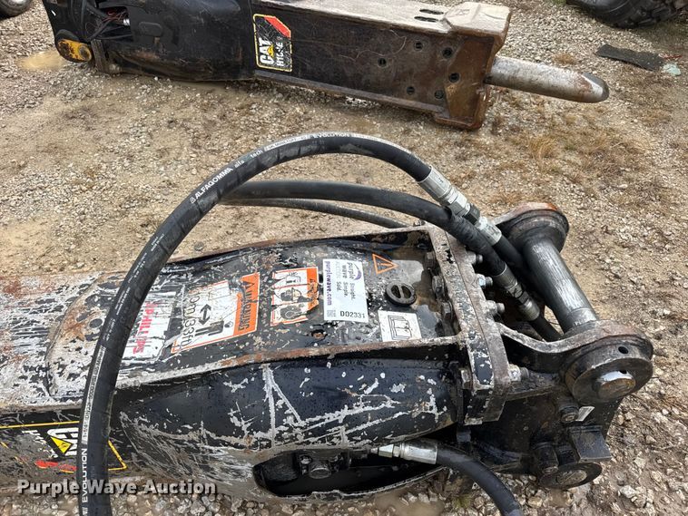 image for item DO2331 Caterpillar H130ES breaker