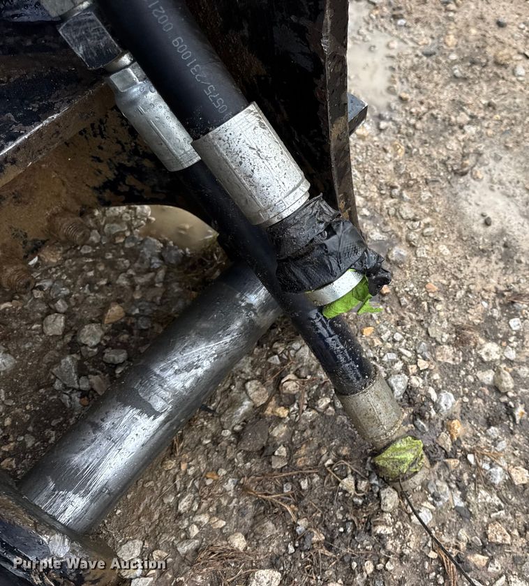 image for item DO2331 Caterpillar H130ES breaker