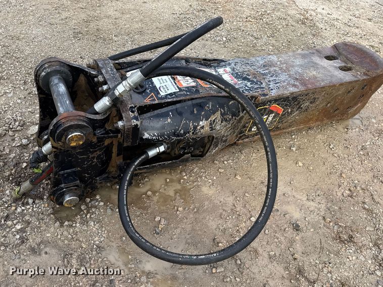 image for item DO2331 Caterpillar H130ES breaker