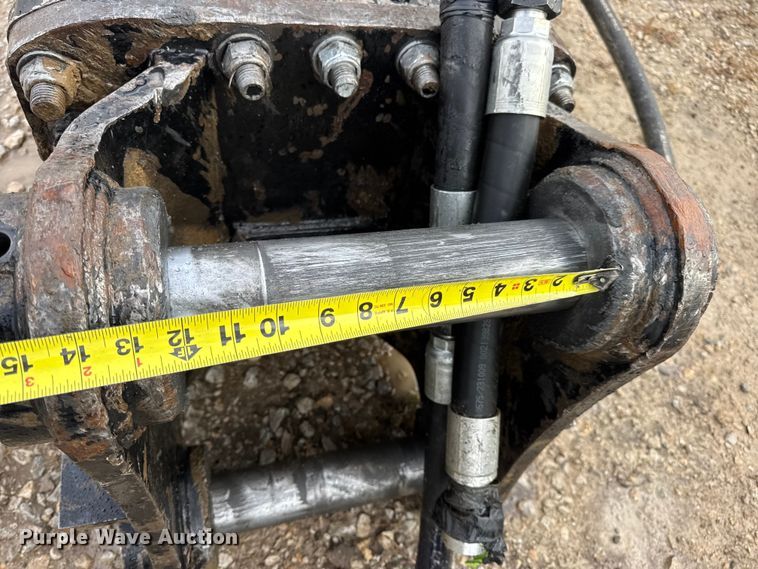 image for item DO2331 Caterpillar H130ES breaker