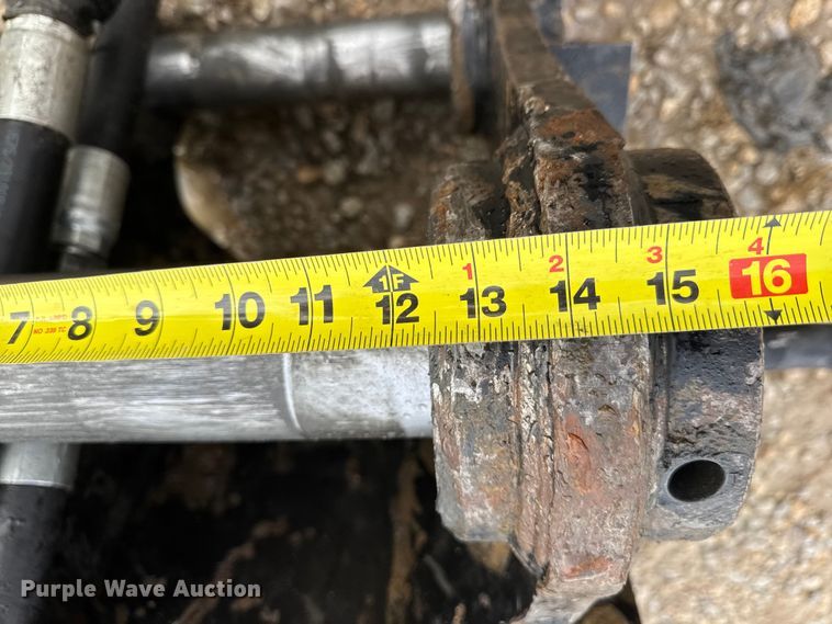 image for item DO2331 Caterpillar H130ES breaker