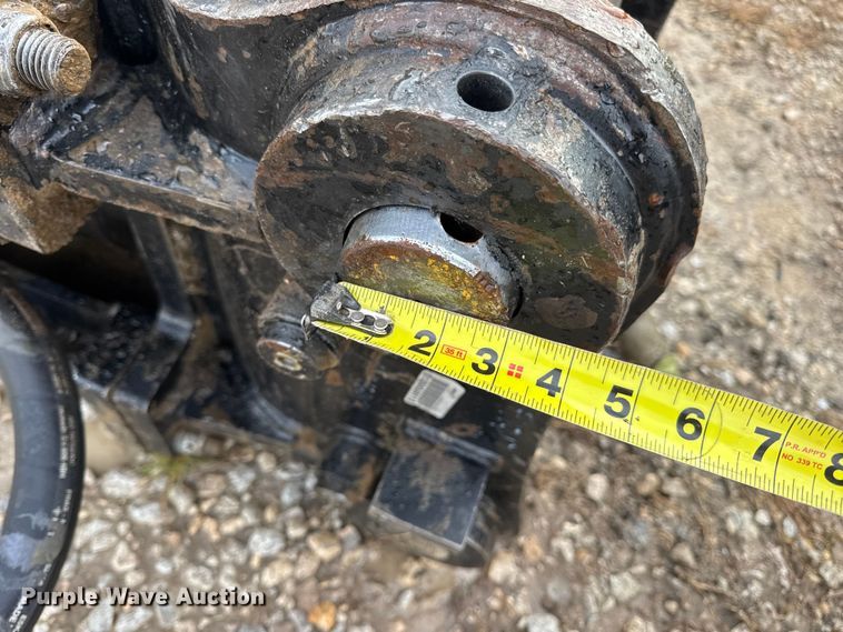 image for item DO2331 Caterpillar H130ES breaker