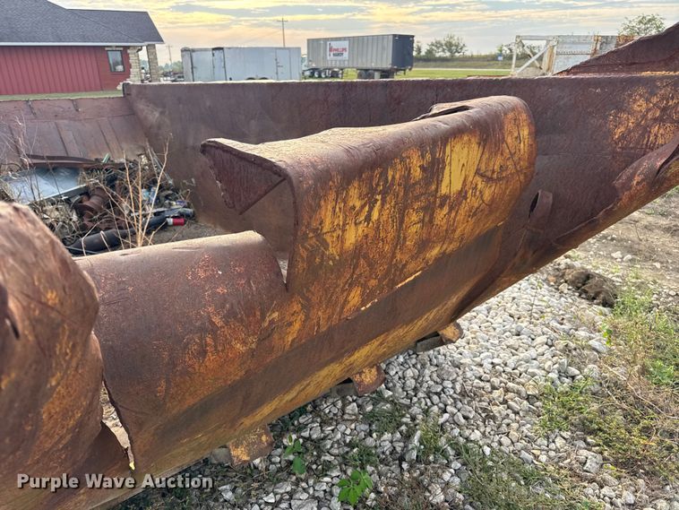 image for item DO2332 Rock box