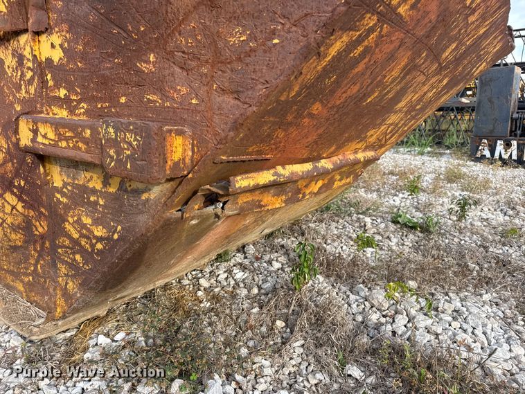 image for item DO2332 Rock box