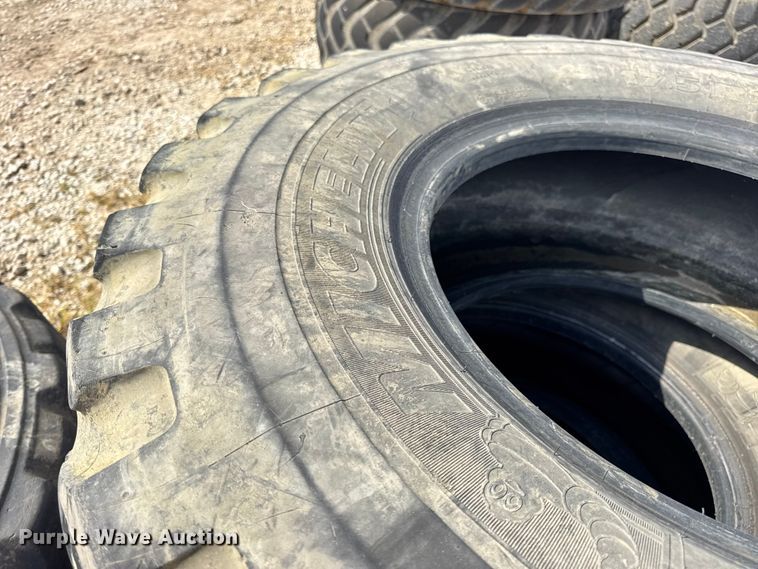 image for item DO2334 (24) tires