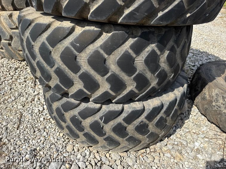 image for item DO2334 (24) tires