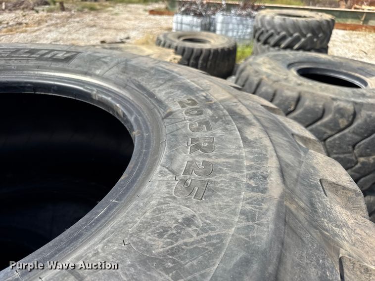 image for item DO2334 (24) tires