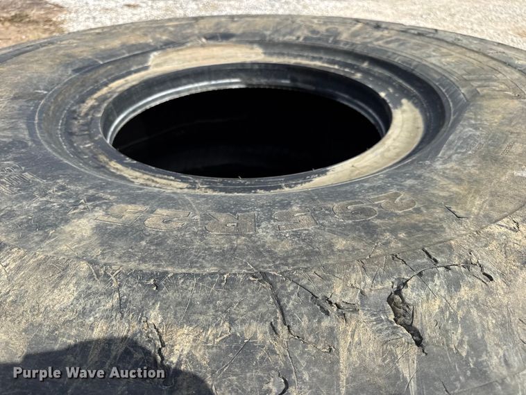 image for item DO2334 (24) tires