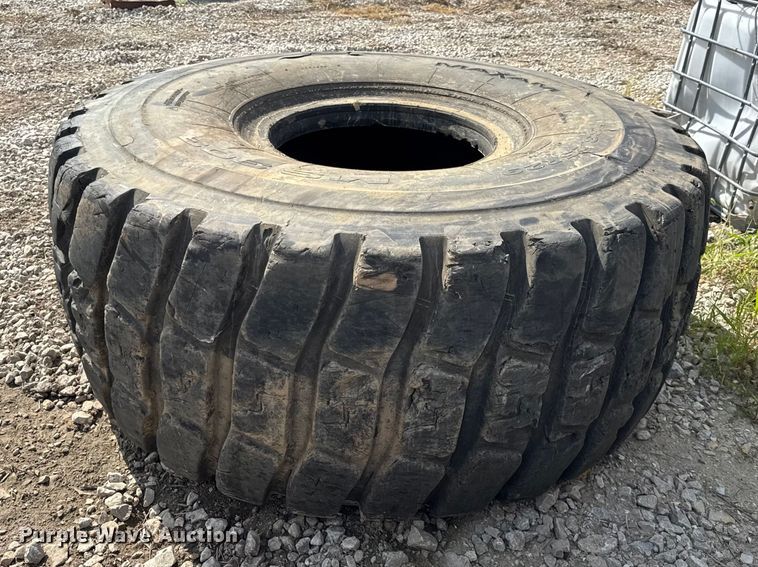 image for item DO2334 (24) tires