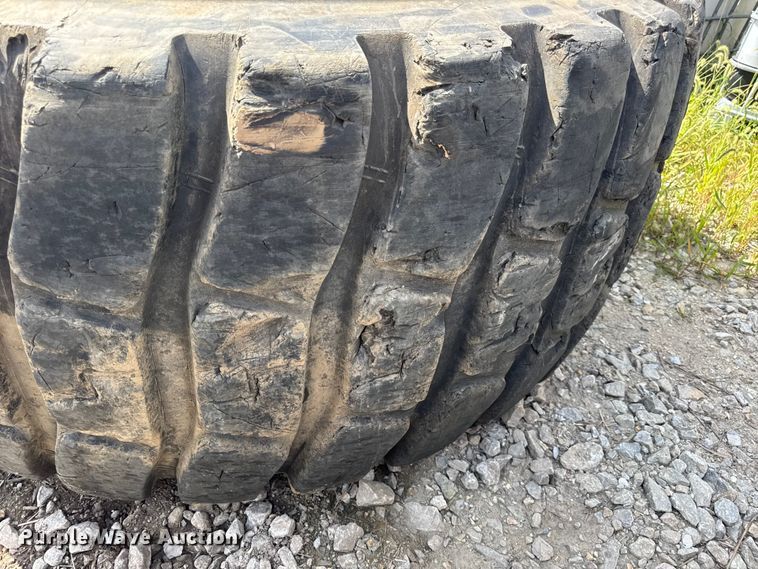 image for item DO2334 (24) tires