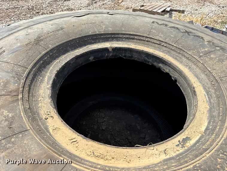 image for item DO2334 (24) tires