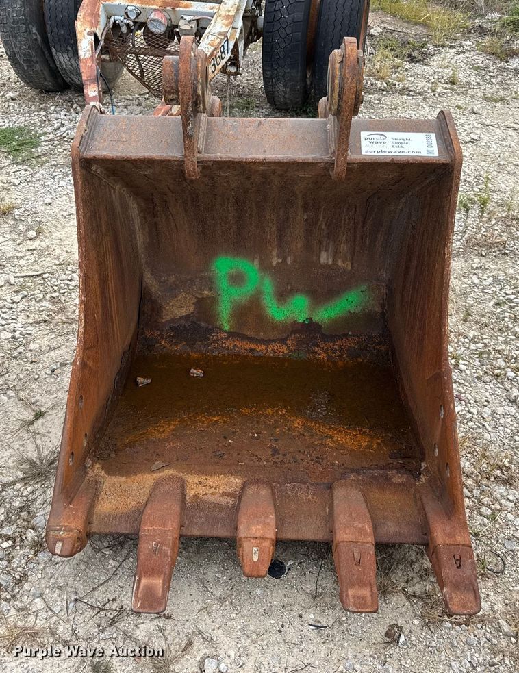 image for item DO2338 TE excavator bucket