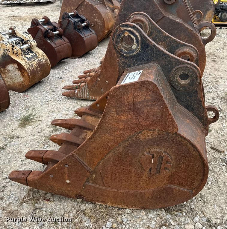 image for item DO2338 TE excavator bucket