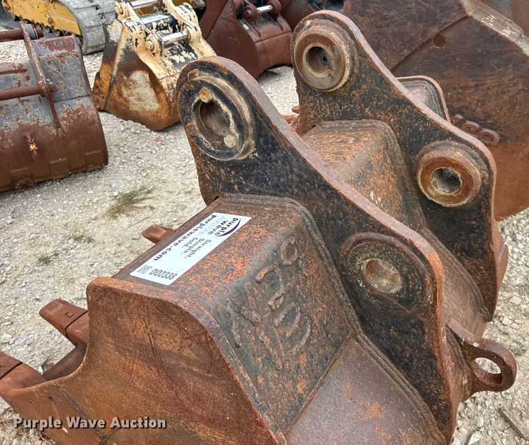 image for item DO2338 TE excavator bucket