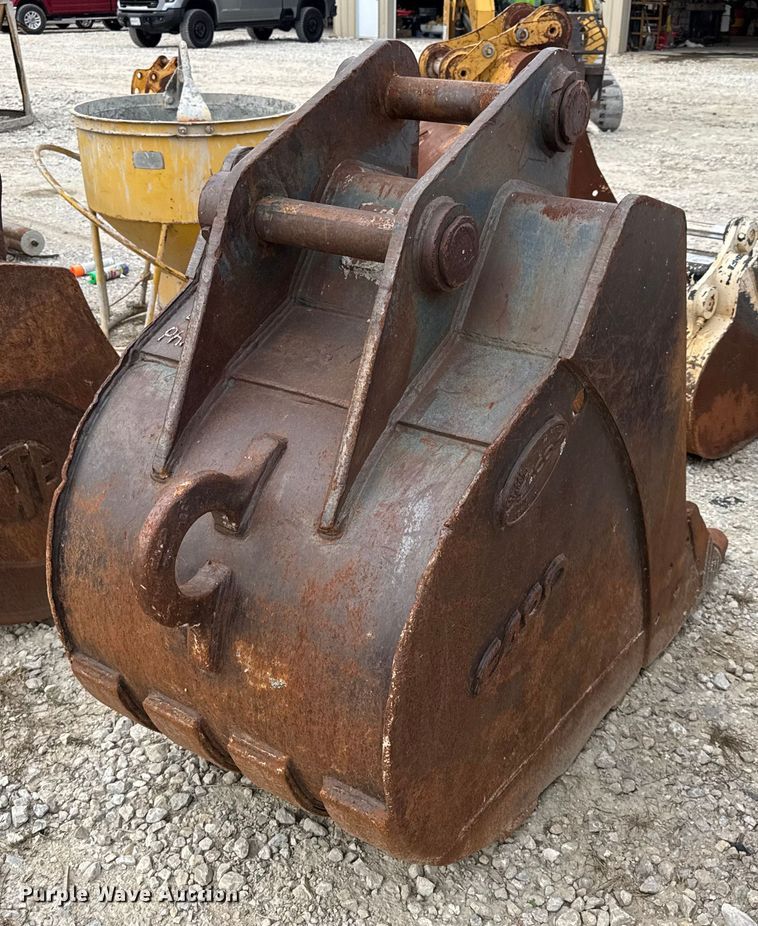 image for item DO2339 Esco excavator bucket
