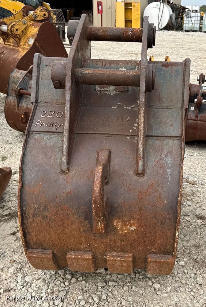 image for item DO2339 Esco excavator bucket