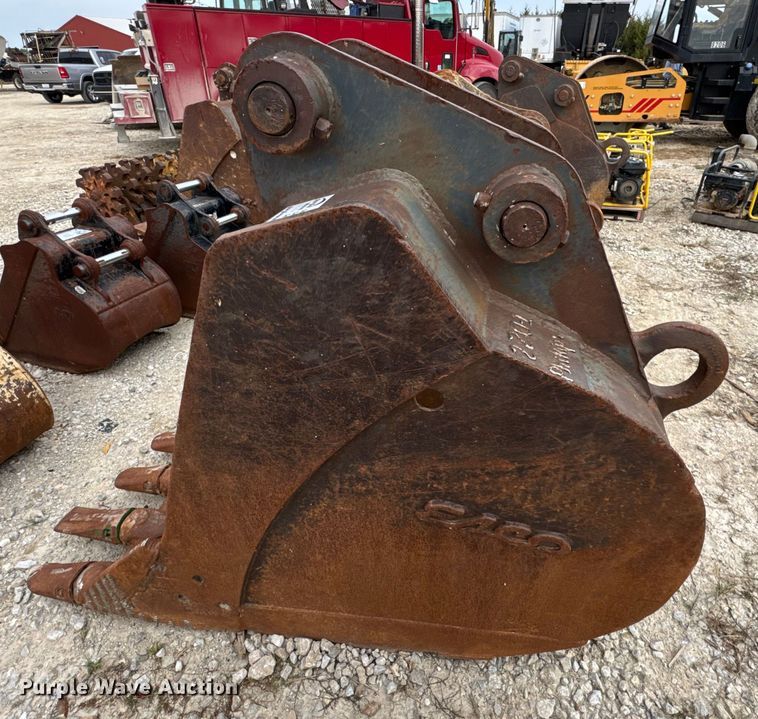 image for item DO2339 Esco excavator bucket