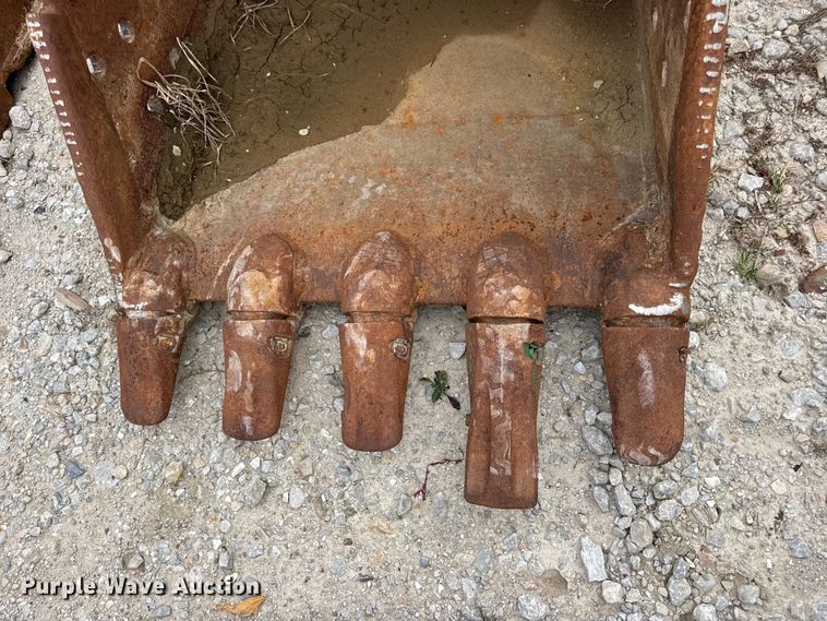 image for item DO2339 Esco excavator bucket