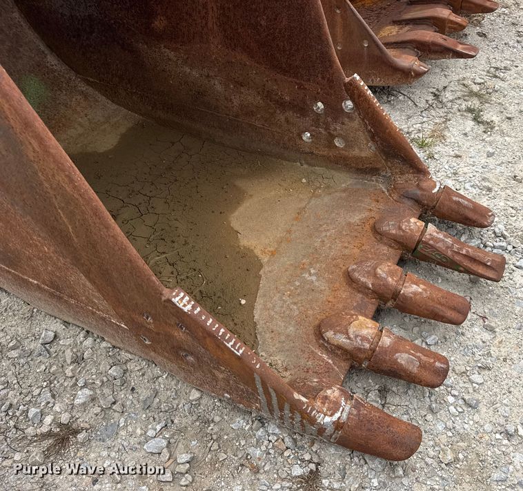 image for item DO2339 Esco excavator bucket