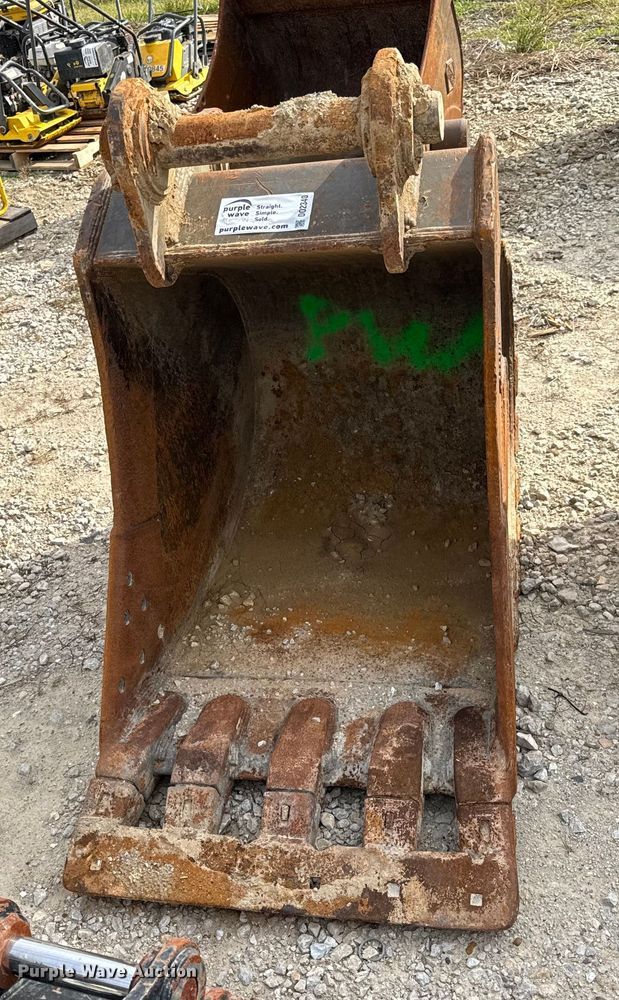 image for item DO2340 Doggett excavator bucket