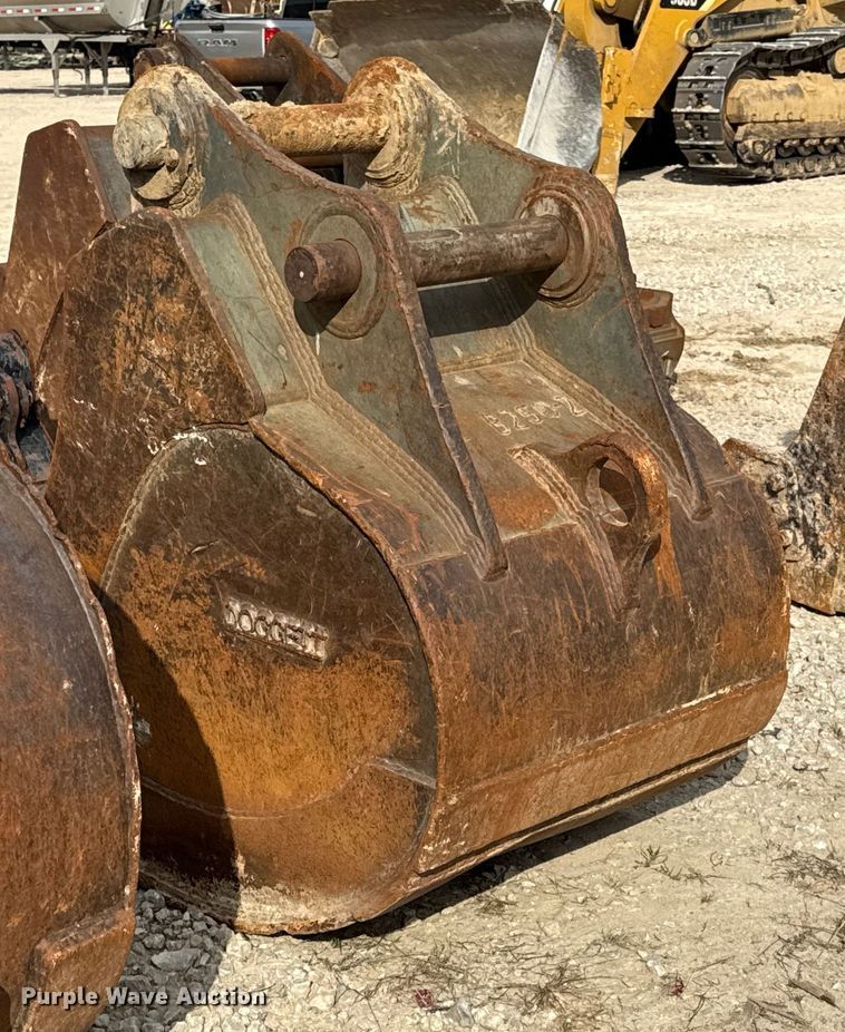 image for item DO2340 Doggett excavator bucket