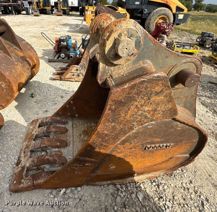 image for item DO2340 Doggett excavator bucket