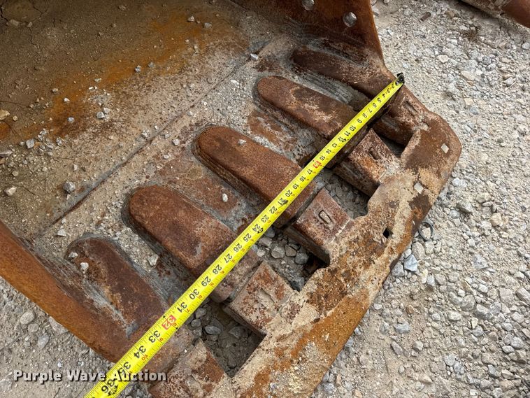 image for item DO2340 Doggett excavator bucket