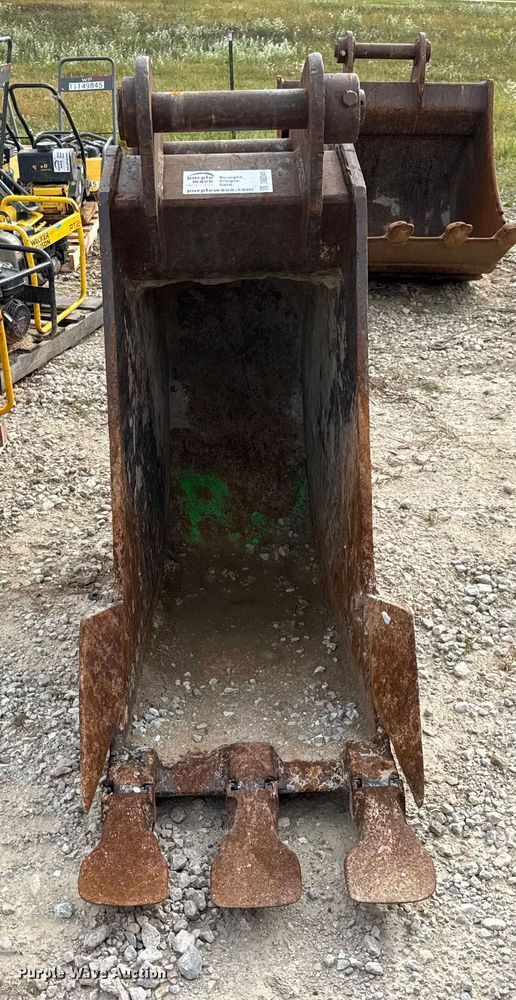 image for item DO2341 Esco excavator bucket