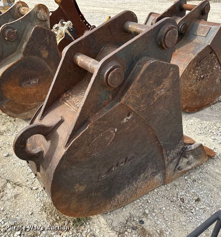 image for item DO2341 Esco excavator bucket