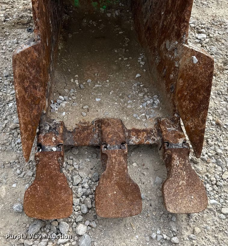 image for item DO2341 Esco excavator bucket