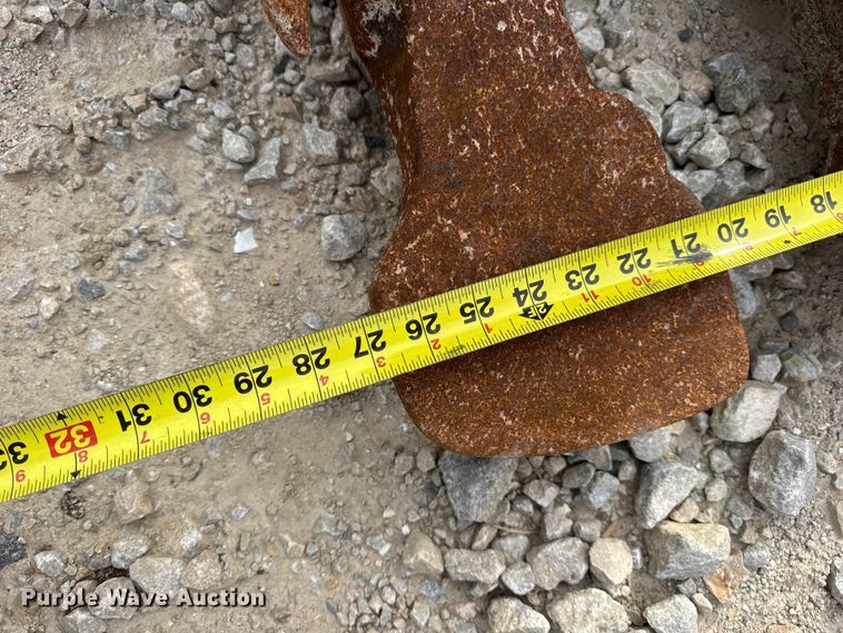 image for item DO2341 Esco excavator bucket