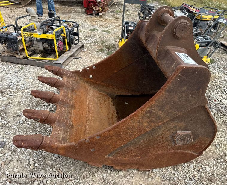 image for item DO2342 Hensley excavator bucket