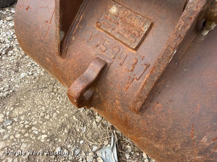 image for item DO2342 Hensley excavator bucket