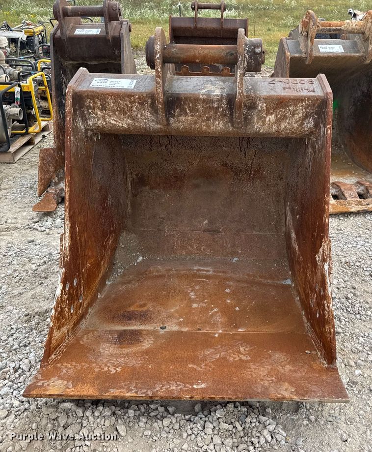 image for item DO2343 Esco excavator bucket