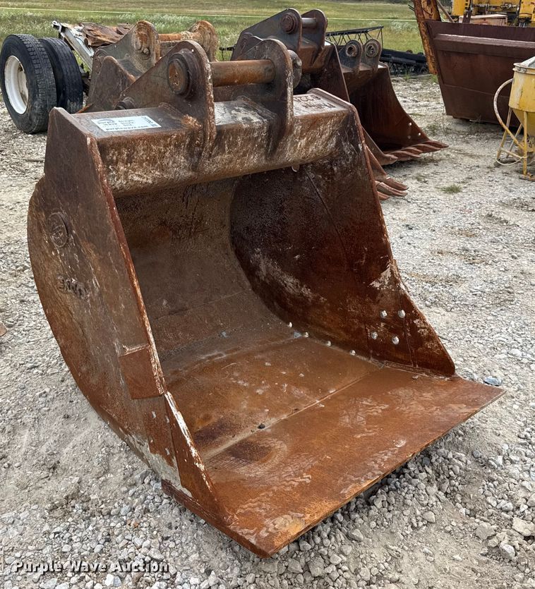 image for item DO2343 Esco excavator bucket