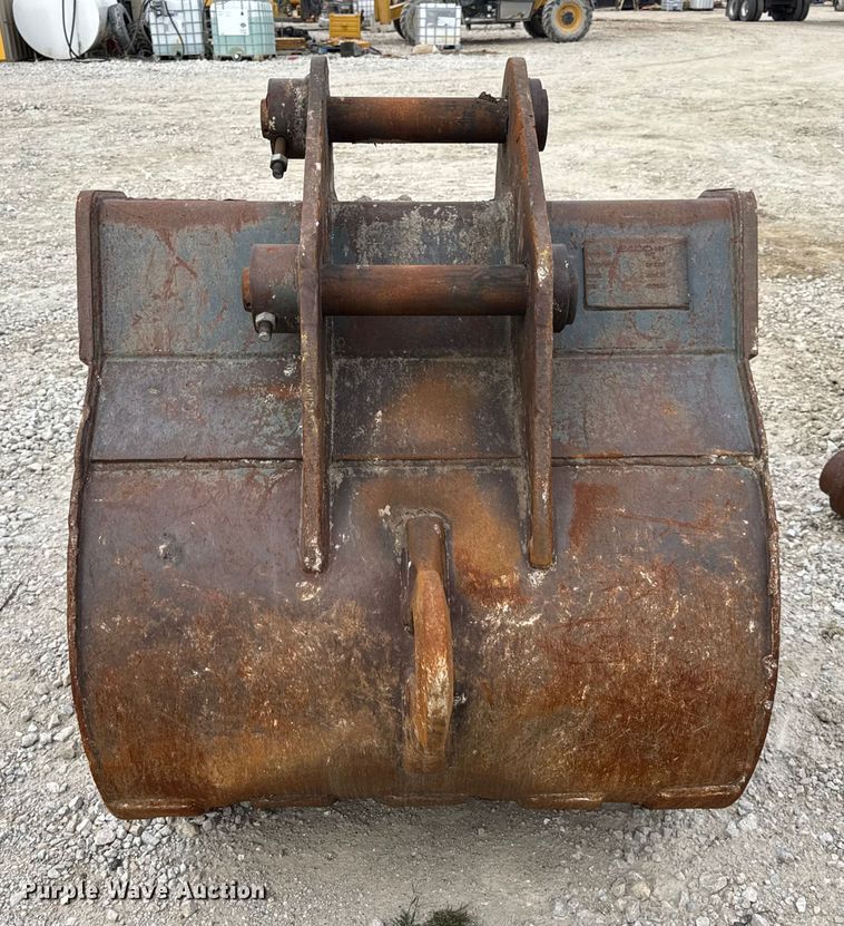 image for item DO2343 Esco excavator bucket