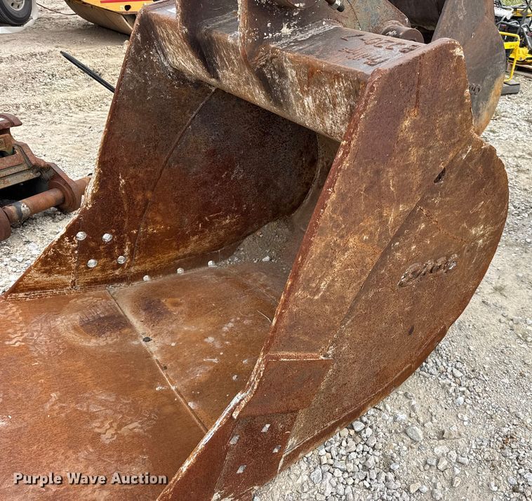 image for item DO2343 Esco excavator bucket